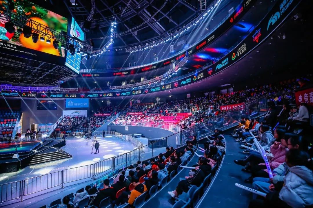 先进一球 先进一球