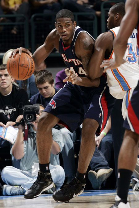 并在关键时 并在关键时