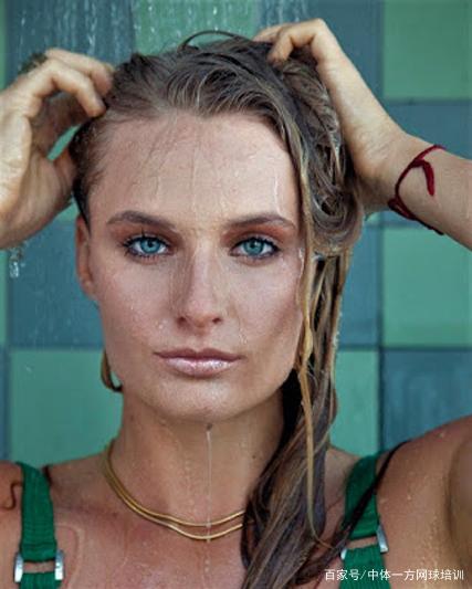 高于中国 高于中国