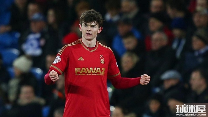 潘展乐明显 潘展乐明显