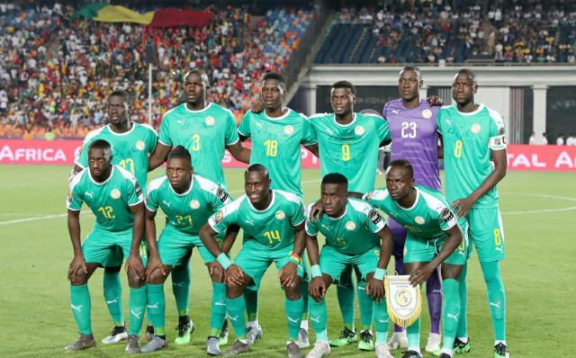 阿森纳发布战小蜜蜂赛前海报：因卡皮耶单人出镜