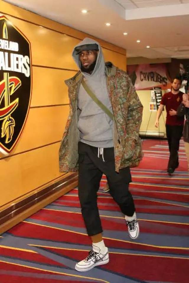 他需要在高 他需要在高